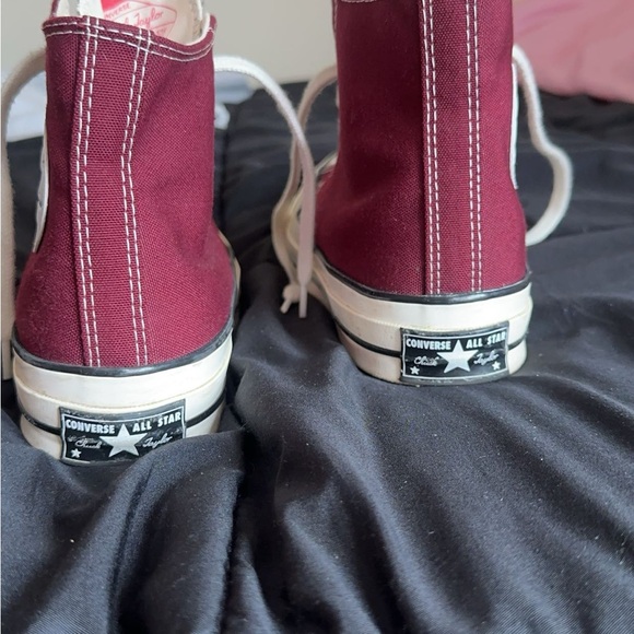 Vintage Maroon Converse - Picture 4 of 5